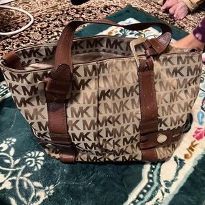 Micheal Kors logo tote bag